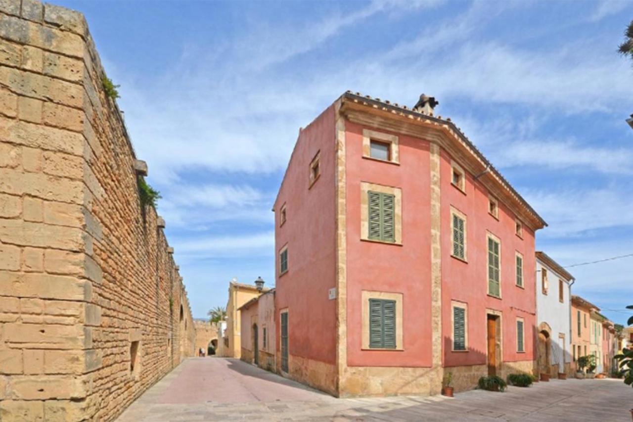 House Es Convent In Alcudia, Close To Beaches Exterior foto